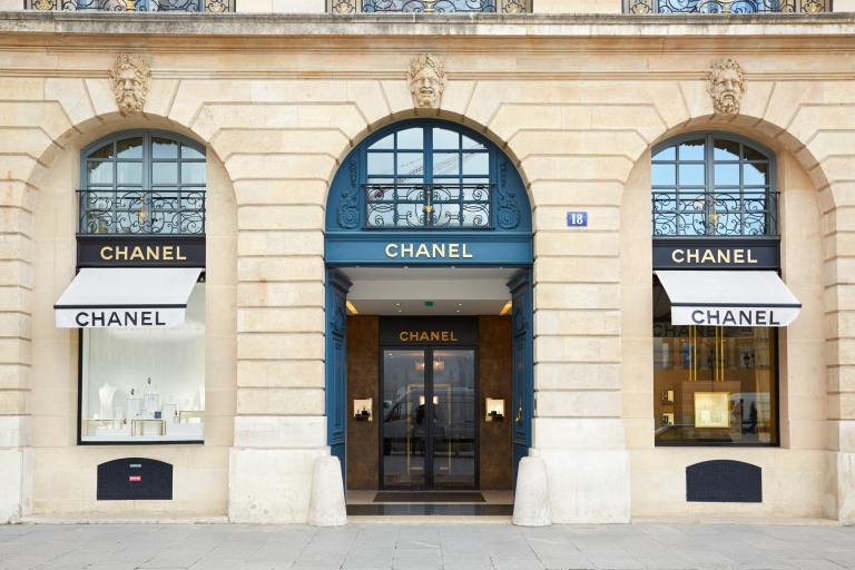 Why Can’t You Buy Chanel Online? The Best Way To Buy a Chanel Bag in 2023